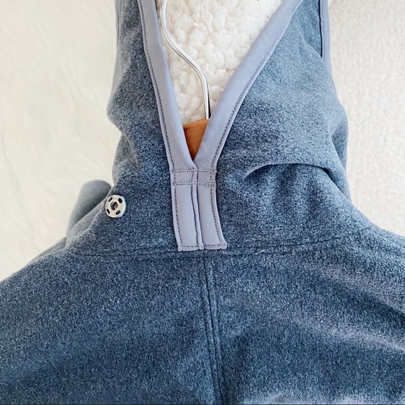 Lululemon | Women’s Grey Presence of Mind Fleece Jacket - Picture 6 of 6